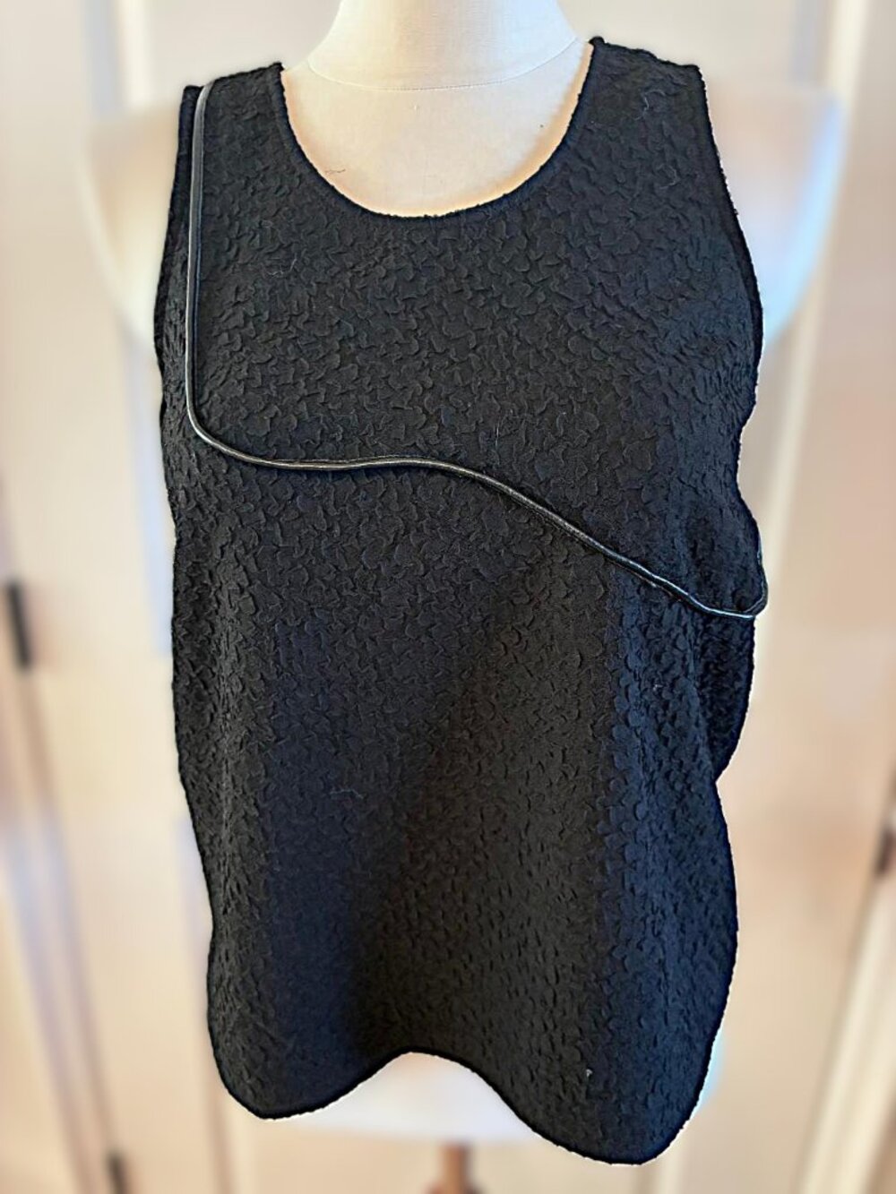 Joe's Jeans Black Sleeveless Top-S, Brocade w/ Faux Leather Accents, Ply/Spandex